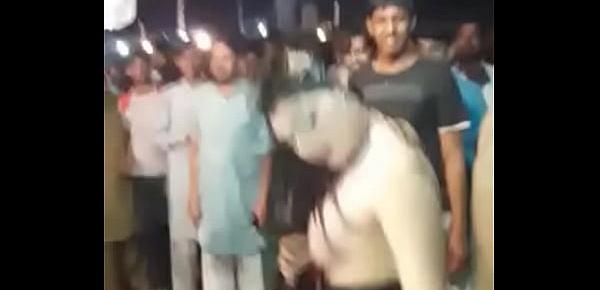  Sexy Dance Mujra in public flashing boobs